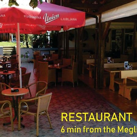 Zidanica Meglic - Vineyard Cottage Meglic トレビニェ エクステリア 写真